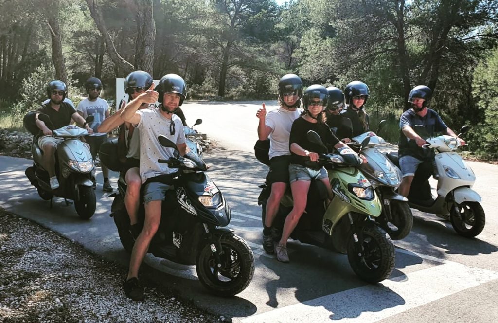 50 ccm scooter rental fleet in Supetar, Brac – additional photo