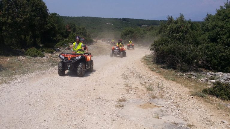Quad safari Bol Gastro, quad safari supetar Gastro, rent a quad Bol, rent a quad Bol, najam quada supetar, najma quada Bol, island tour, brac adventure