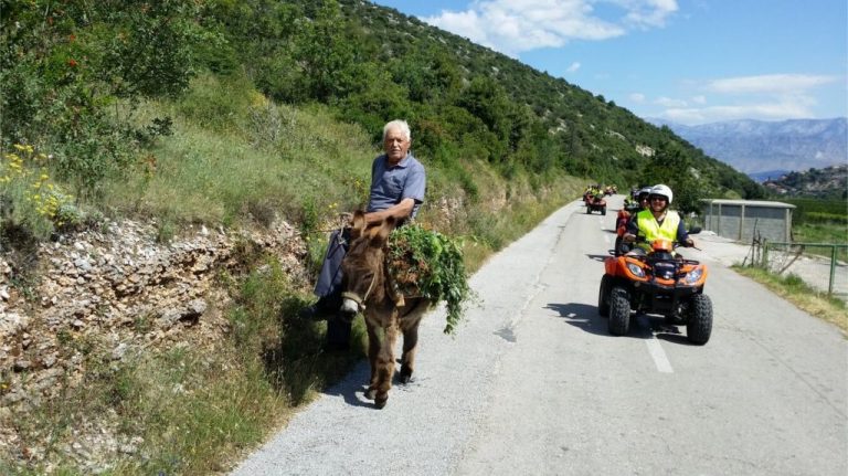 quad safari supetar, quad safari supetar gastro, quad safari bol, rent a quad supetar, rent a quad bol, najam quad bol, najma quad supetar, brac adventure, island tour, gastro tour, golden horn beach, zlatni rat beac